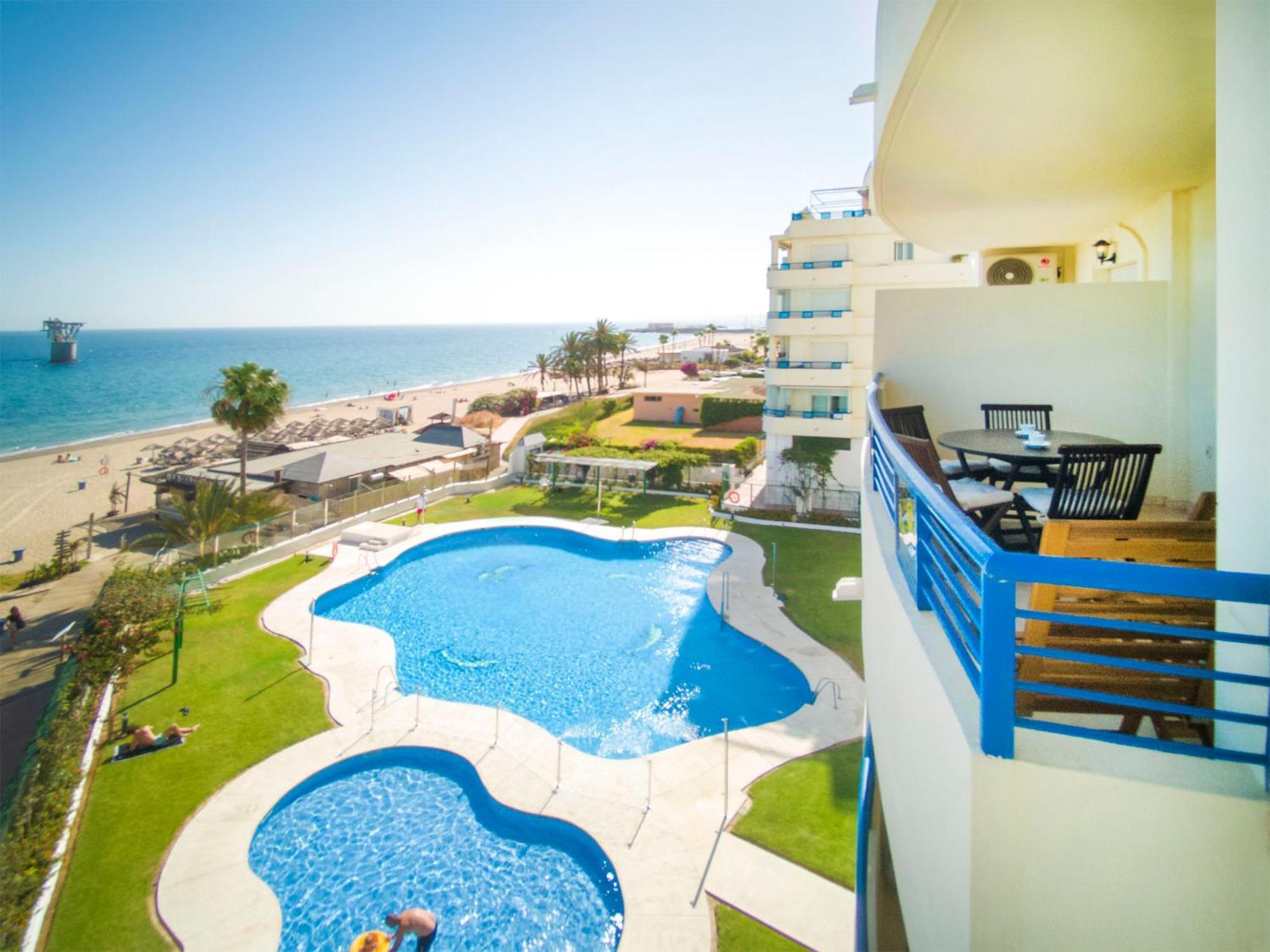 Banana Beach Марбелья Экстерьер фото